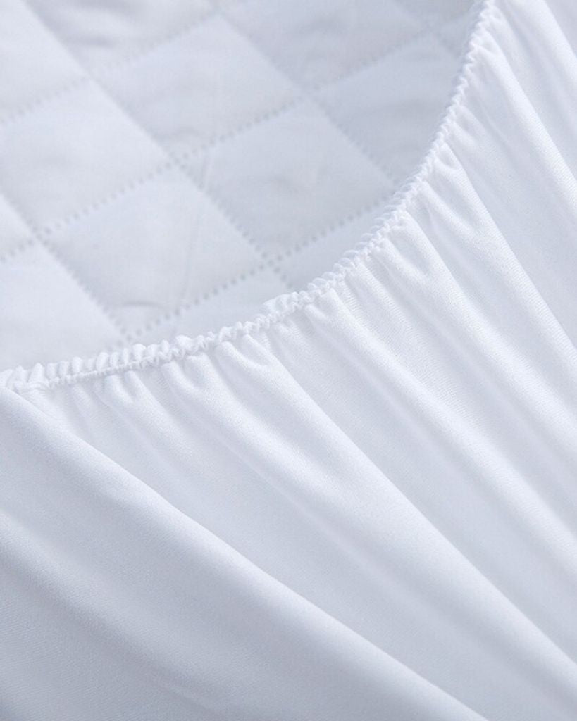 Water Proof Quilted Mattress Cover - Super King (84x78)