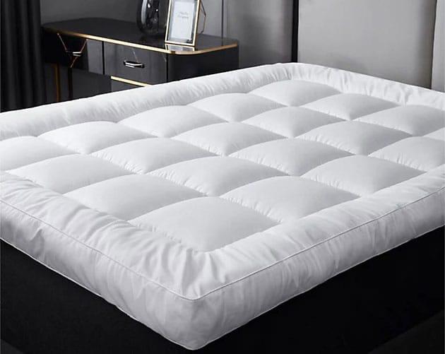 Premium Quilted Mattress Topper – Soft Plush Bed Protector | Mohsin Enterprises